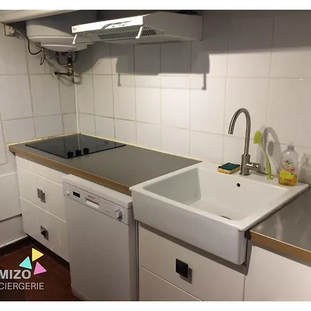 La Maison Bleu Apartman